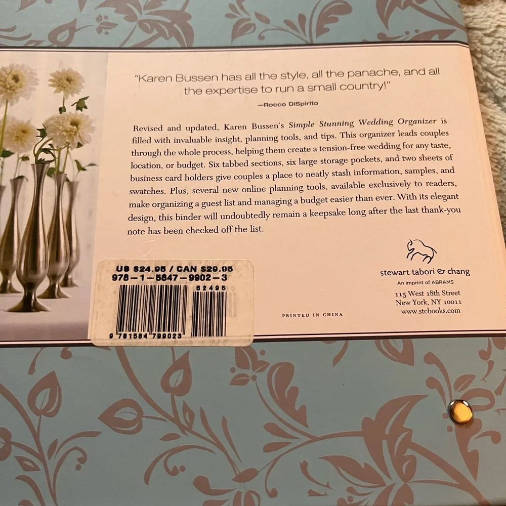 Simple stunning wedding organizer book